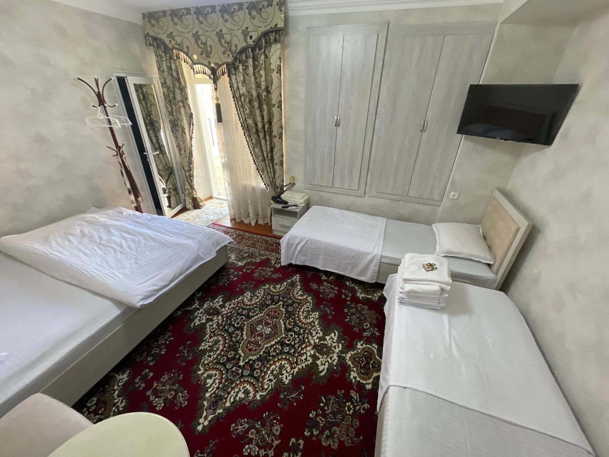 Isfandiyor Hotel Semerkant Dış mekan fotoğraf