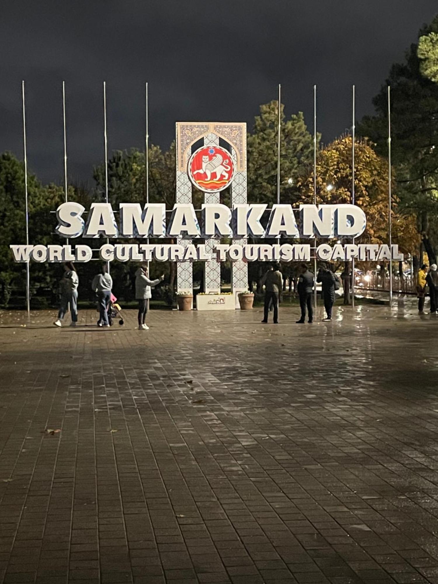 Isfandiyor Hotel Semerkant Dış mekan fotoğraf
